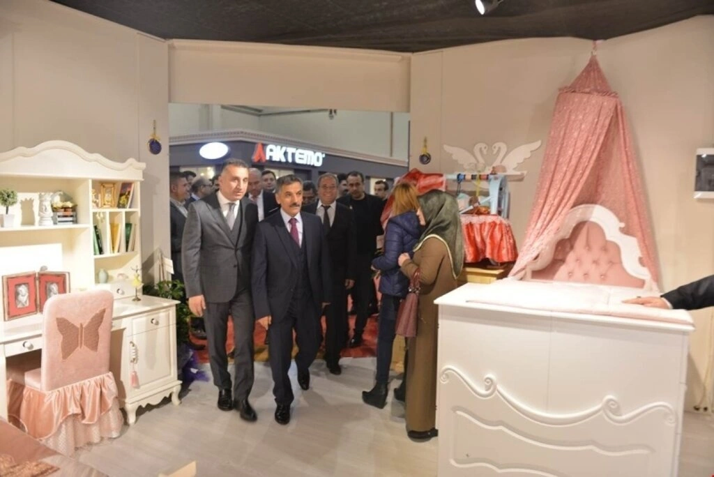 GÖZ KAMAŞTIRAN TASARIMLAR TÜYAP SAMSUN 3. MOBİLYA VE DEKORASYON FUARI’NDA
