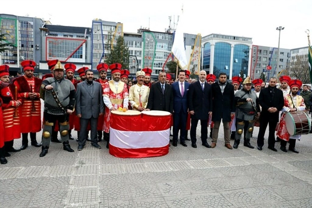 İLKADIM’DA HAKİMİYET-İ MİLLİYE BAYRAK SERGİSi
