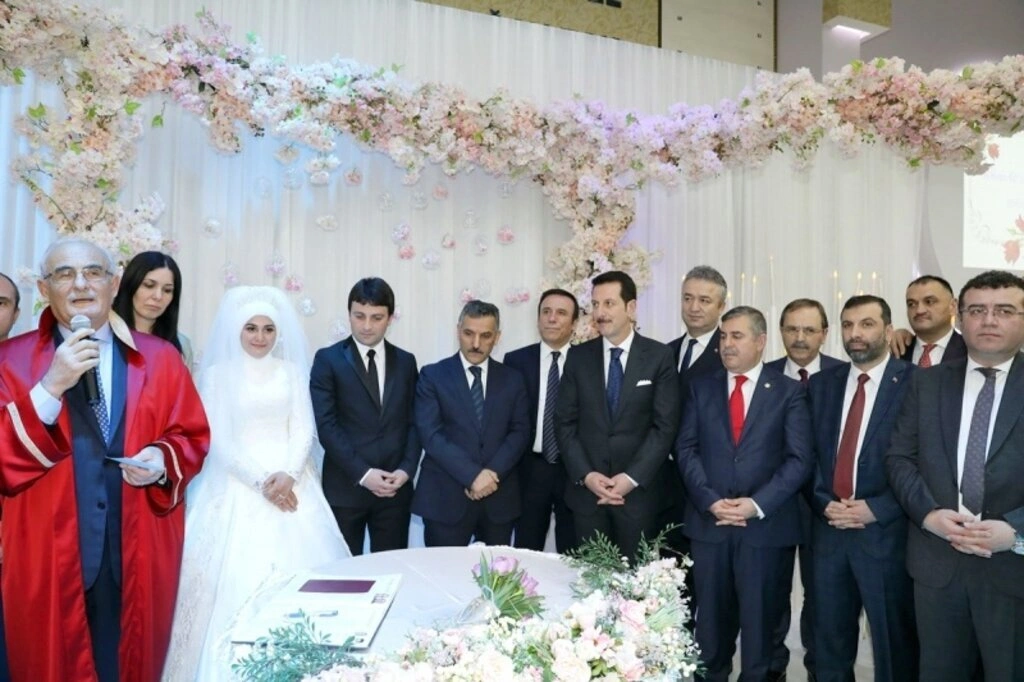 Büşra Tok ve Muhammet Kaya dünyaevine girdi