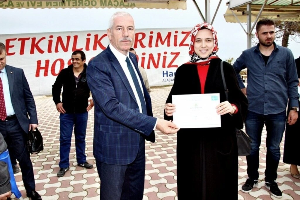Alaçam'da Engelli ve Hükümlü Girişimcilere Belgeleri Verildi