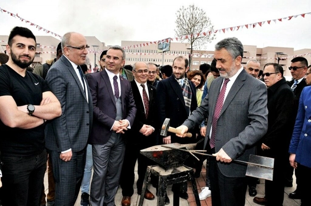 OMÜ Ailesi Nevruz Kutlamasında Coştu