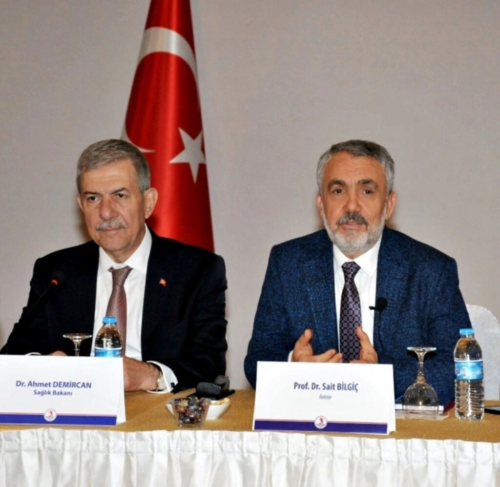 Samsun'da üniversite, şehir ve iş dünyası toplandı