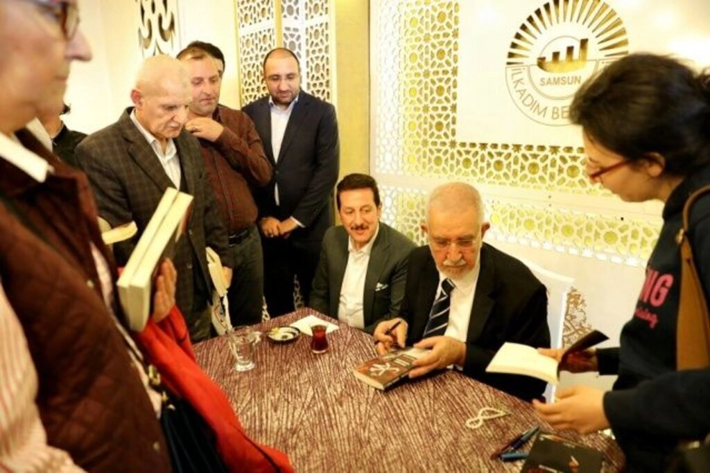 ÖMER TUĞRUL İNANÇER İLKADIMLILAR İLE BULUŞTU