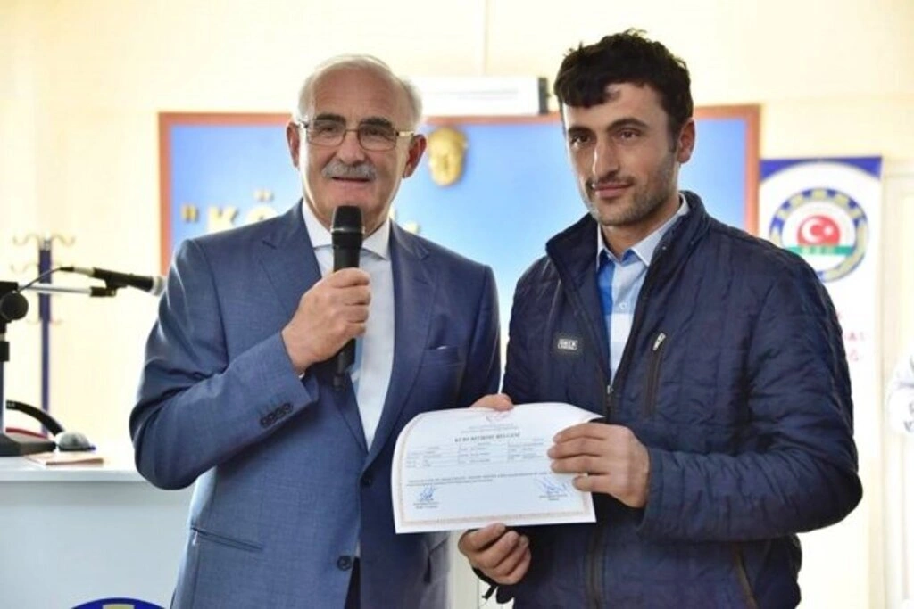 BÜYÜKŞEHİR BELEDİYESİ’NİN KIRSAL KALKINMA DESTEKLERİ KÖYDEN KENTE GÖÇÜ DURDURDU