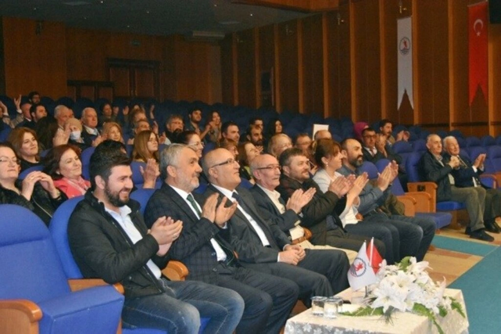 Eğitim Fakültesinden Sanat Müziği Şöleni