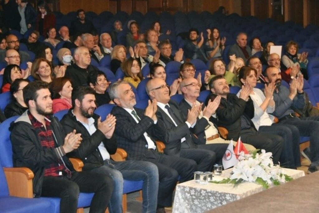 Eğitim Fakültesinden Sanat Müziği Şöleni