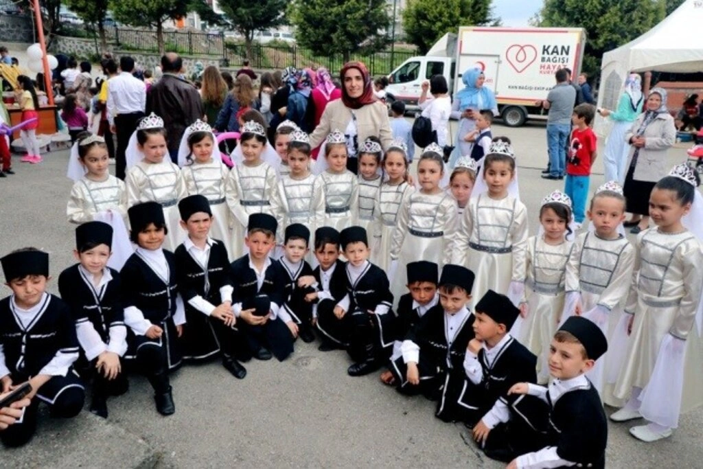 Toptepe İlkOkulu'nda 23 Nisan coşkusu