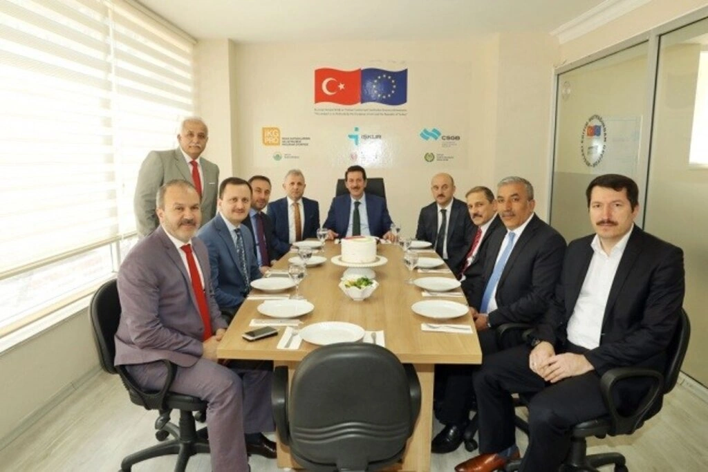 BAŞKAN TOK: GENÇLERE İSTİHDAM SAĞLAMAYA DEVAM EDECEĞİZ