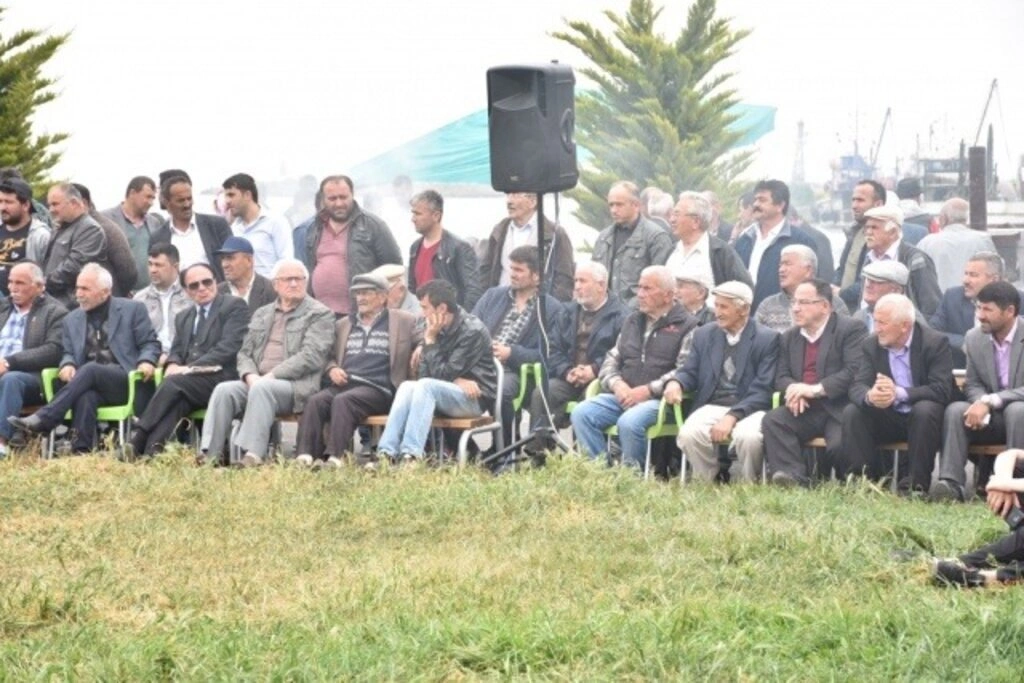 Yakakent'te Geleneksel 4. Hıdırellez Şenlikleri ve Karakucak Güreşleri