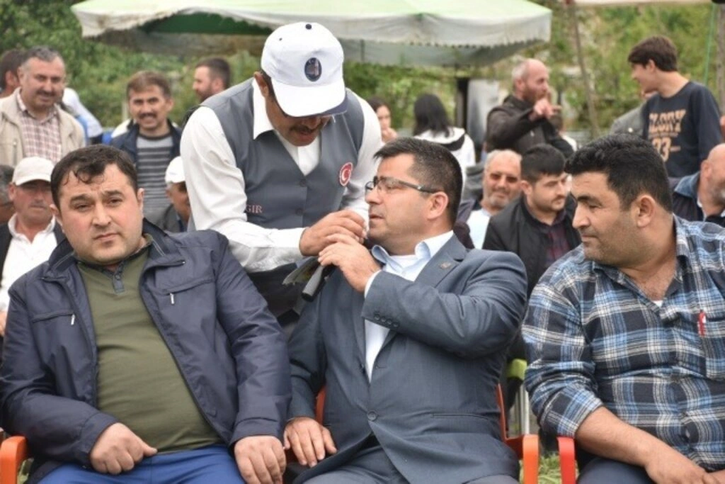 Yakakent'te Geleneksel 4. Hıdırellez Şenlikleri ve Karakucak Güreşleri