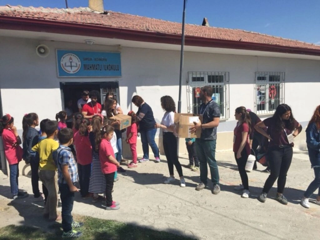 OMÜ Gönüllüleri'nden Bir Projemiz var etkinliği