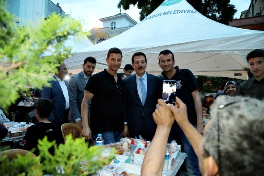 İLKADIM’DA RAMAZAN YİNE COŞKUYLA GEÇİYOR