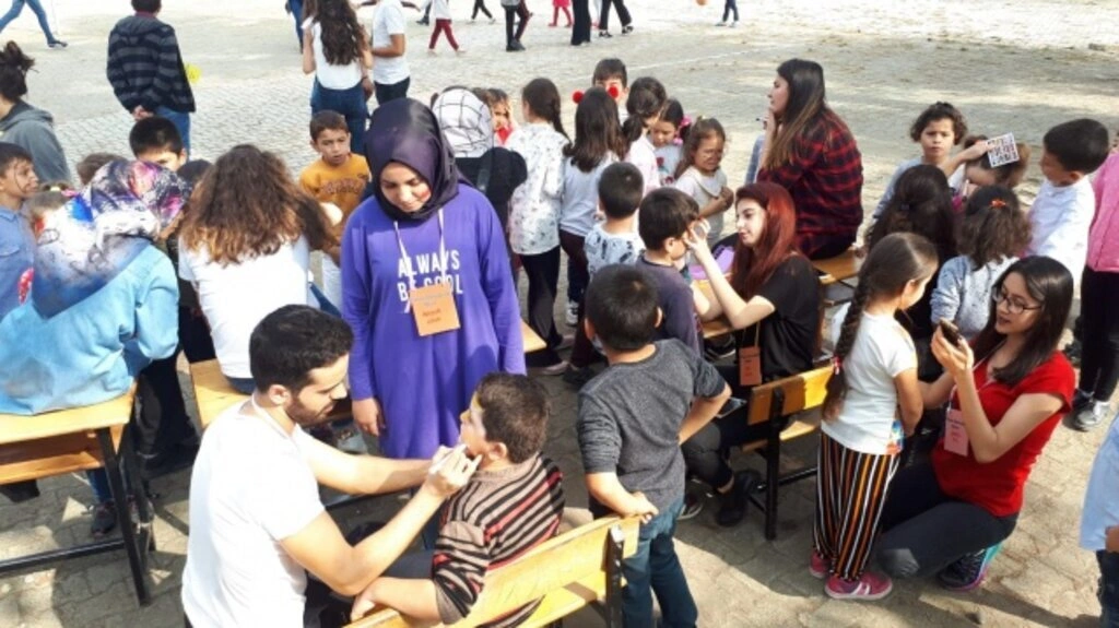 OMÜ Bir Projemiz Var Topluluğu sıkı çalışıyor