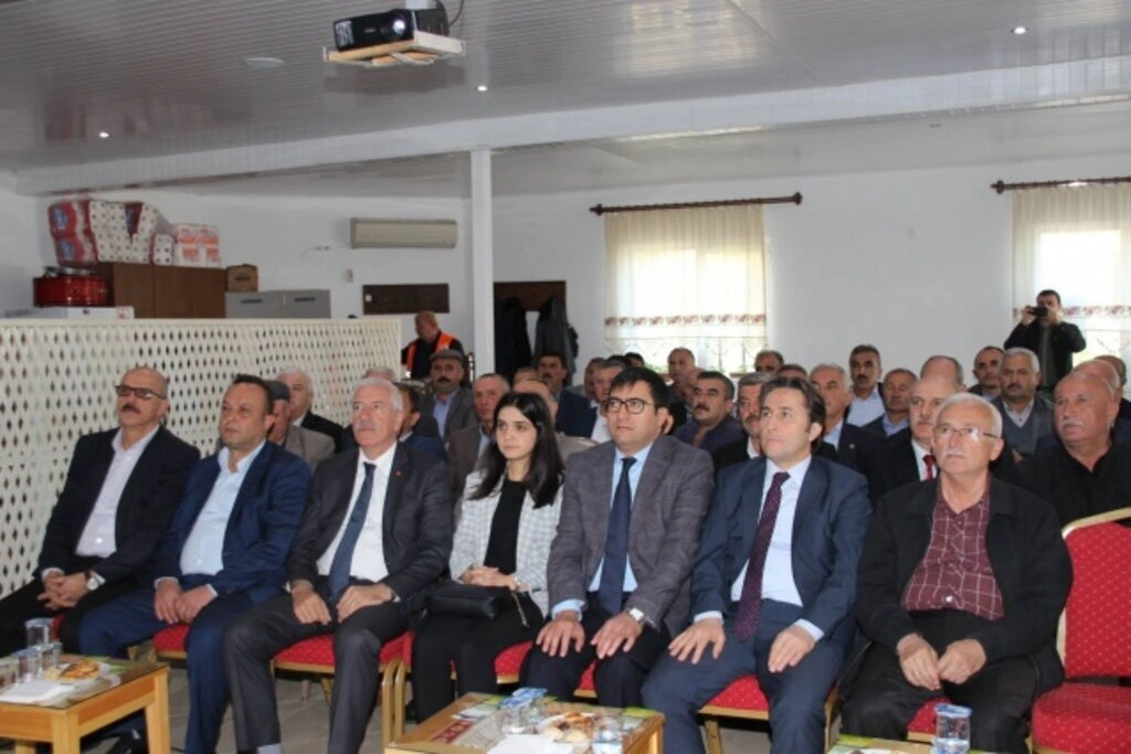 ALAÇAM'DA YEREL KALKINMA STRATEJİ TOPLANTISI YAPILDI