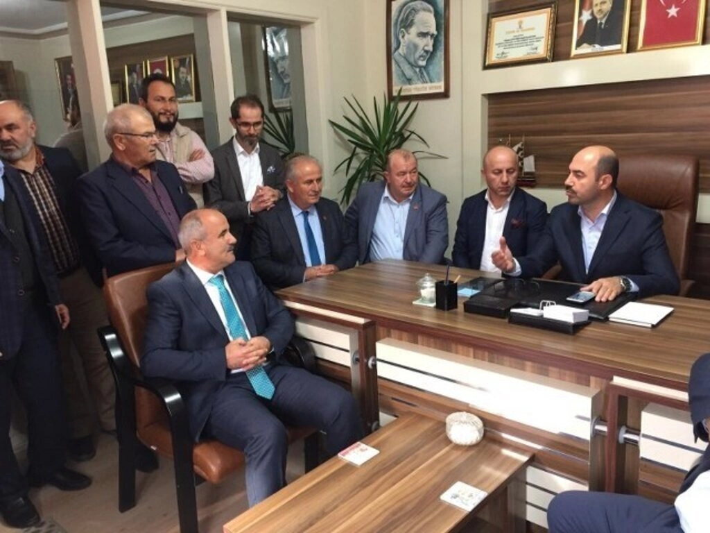 Fikret Oy Terme Belediyesi için aday adayı oldu