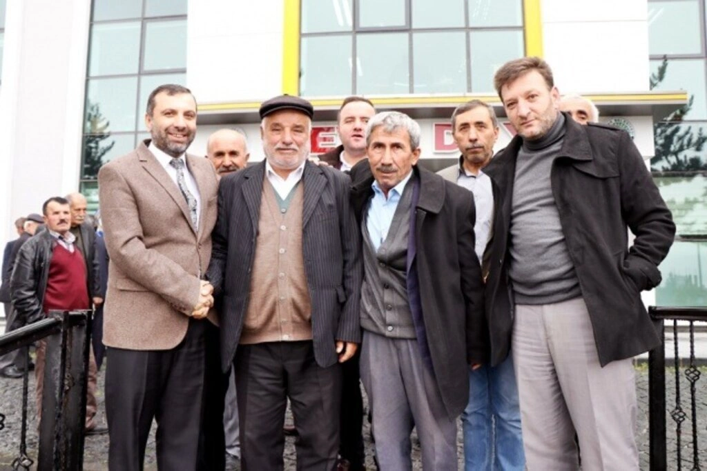 Başkan Sarıcaoğlu Kavak'ta muhtarlar ve STK'larla biraraya geldi