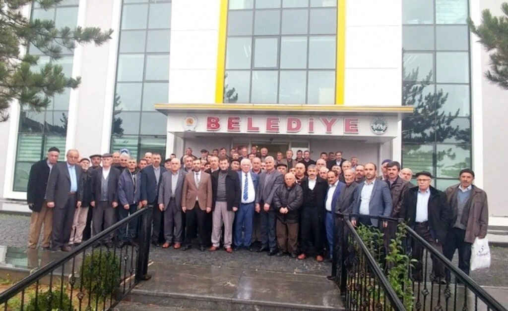 Başkan Sarıcaoğlu Kavak'ta muhtarlar ve STK'larla biraraya geldi