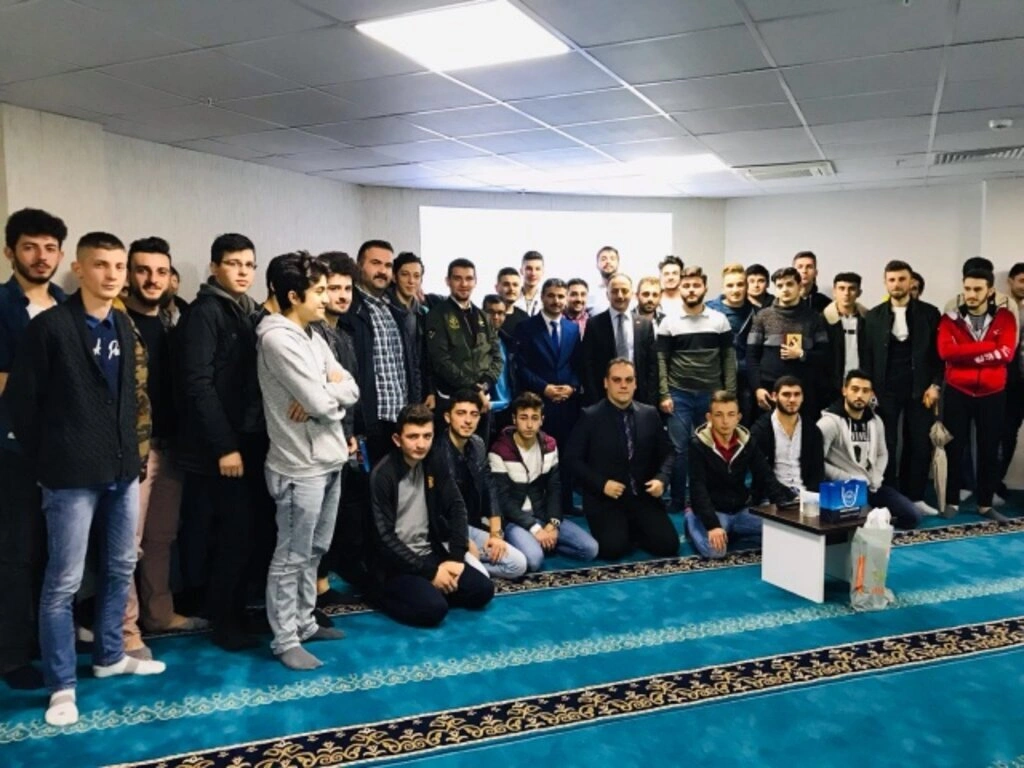 İlkadım'da gençlere Peygamber Efendimizin hayatı anlatıldı