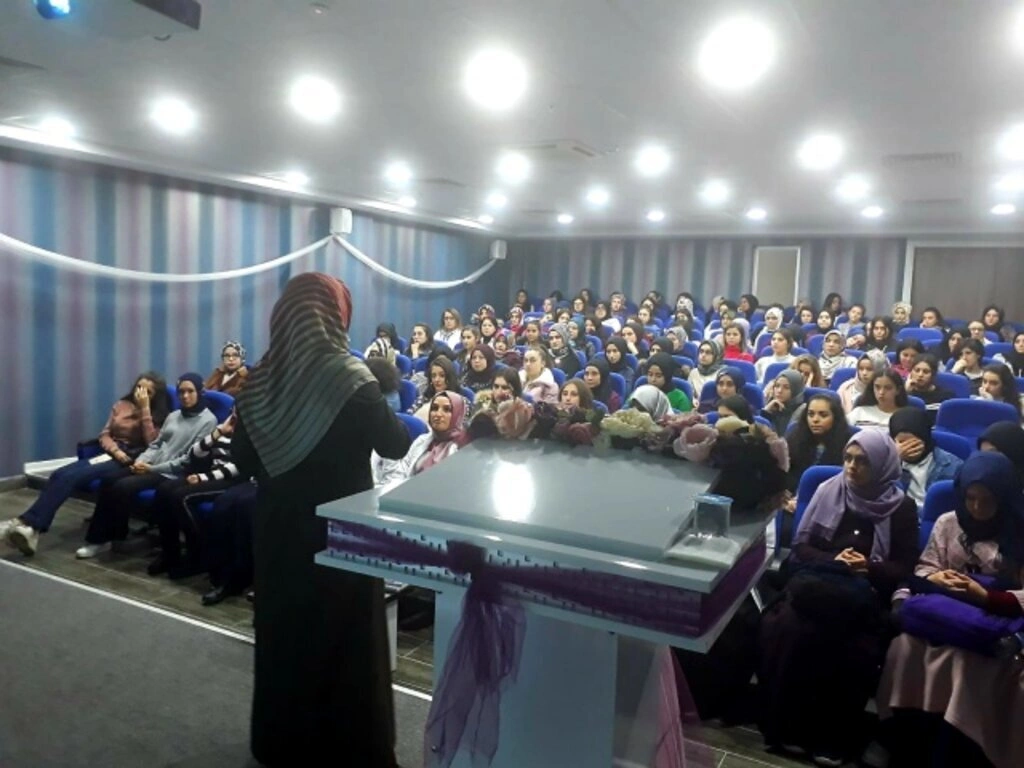İlkadım'da gençlere Peygamber Efendimizin hayatı anlatıldı