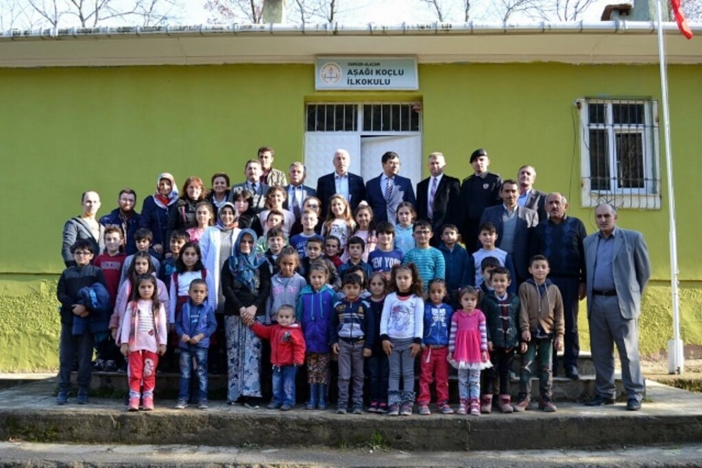 Fatih Karayolları Kolin Orta Okulundan Kardeş Okul Projesi
