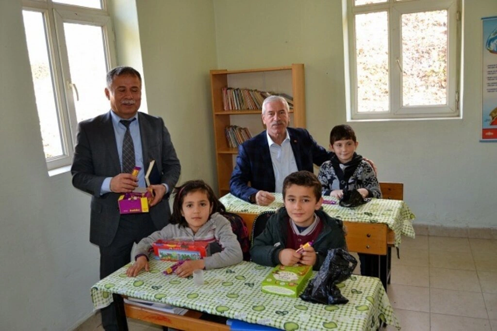 Fatih Karayolları Kolin Orta Okulundan Kardeş Okul Projesi