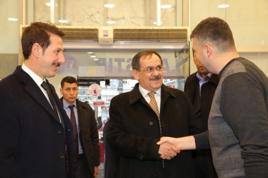 DEMİR VE TOK ESNAFLA BULUŞTU
