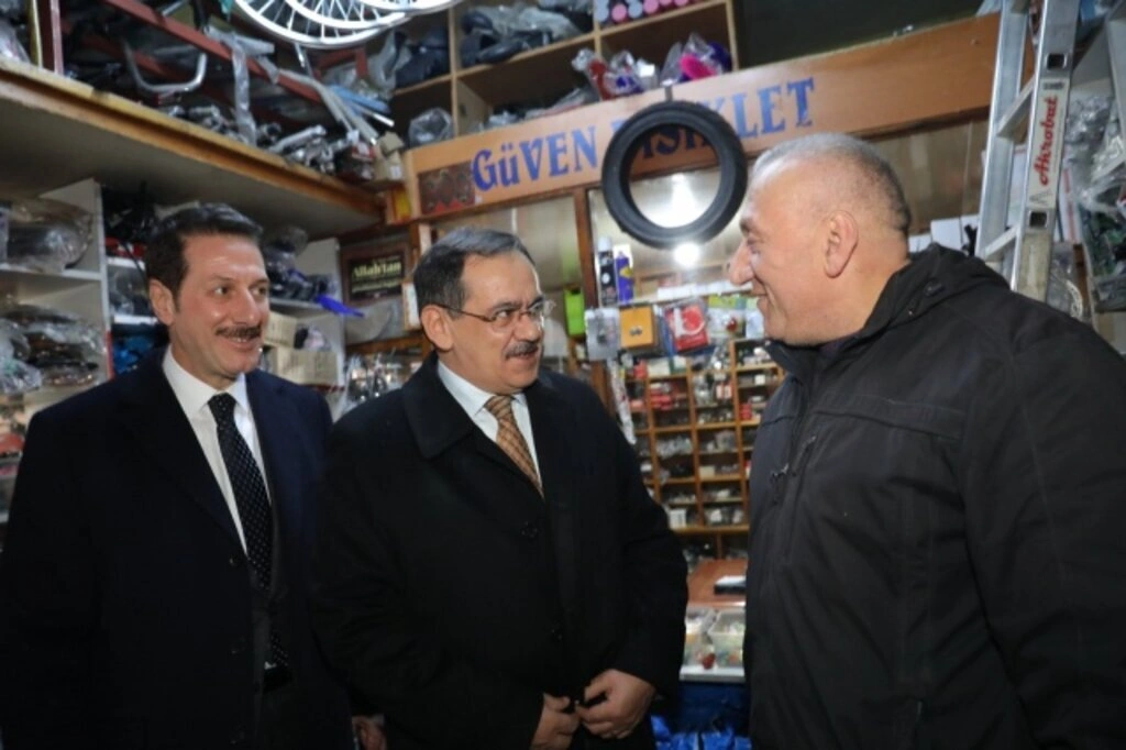 DEMİR VE TOK ESNAFLA BULUŞTU