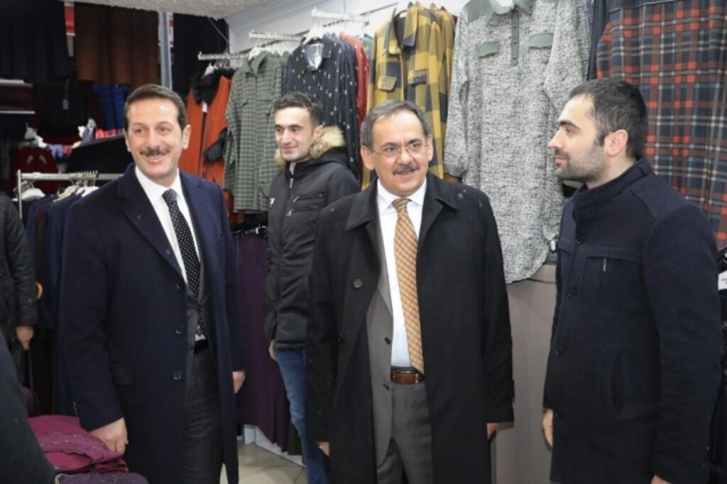 DEMİR VE TOK ESNAFLA BULUŞTU