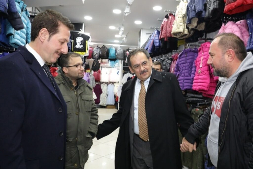 DEMİR VE TOK ESNAFLA BULUŞTU