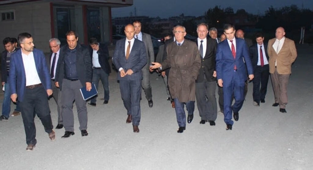 Başkan Yusuf Ziya Yılmaz Tekkeköy'de