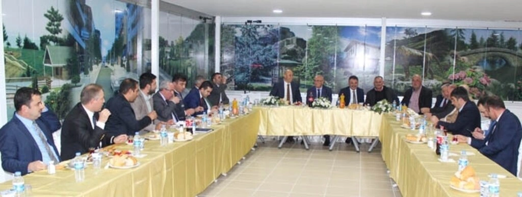 Başkan Yusuf Ziya Yılmaz Tekkeköy'de