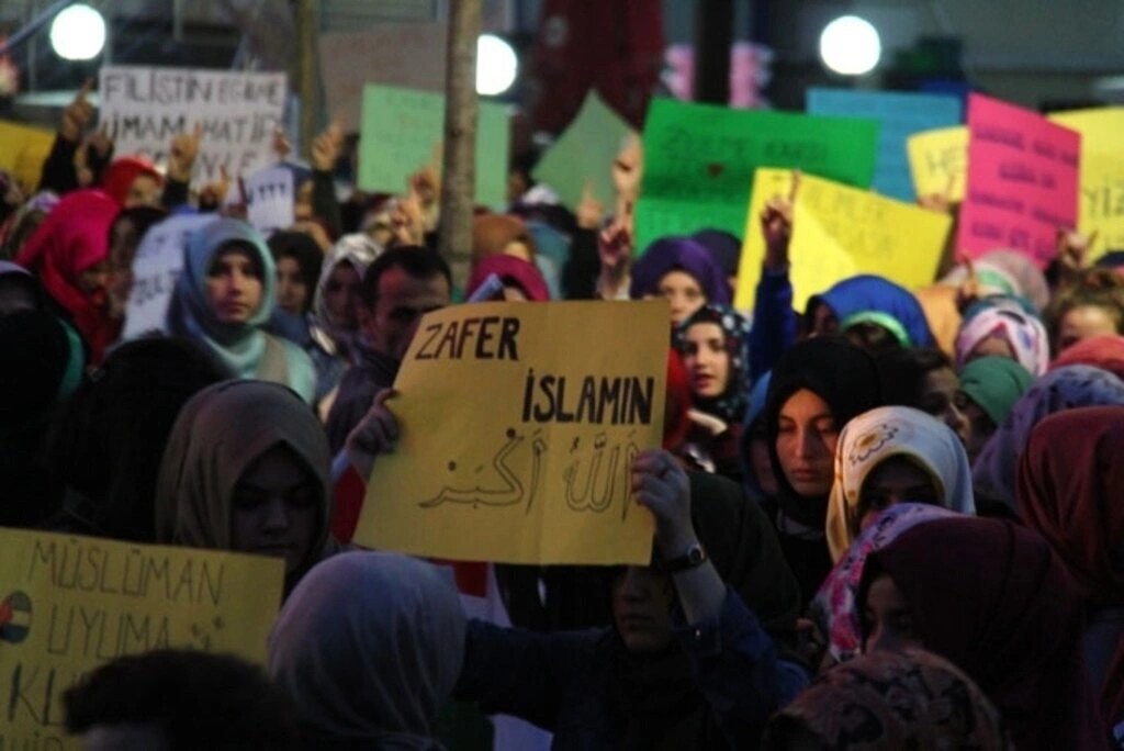 Samsun İmam Hatip Lisesi öğrencileri'nden Mescid-i Aksa yürüyüşü
