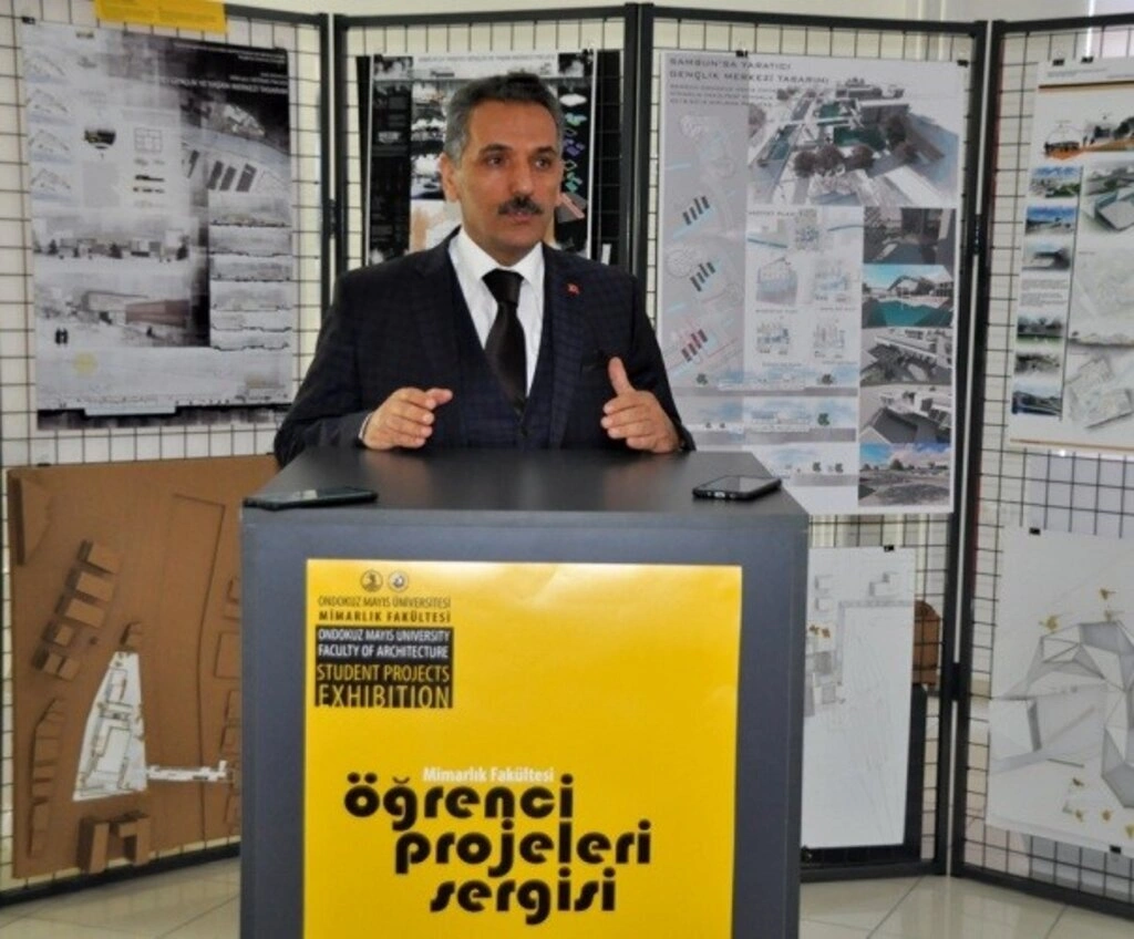 Mimarlık Fakültesi Öğrenci Projeleri Sergisi Açıldı