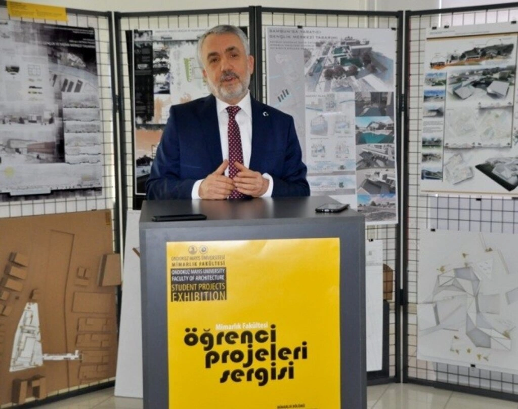 Mimarlık Fakültesi Öğrenci Projeleri Sergisi Açıldı