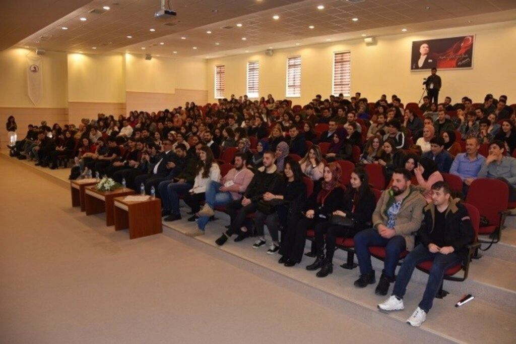 Mahşer-i Cümbüş’le Keyifli Dakikalar OMÜ'de
