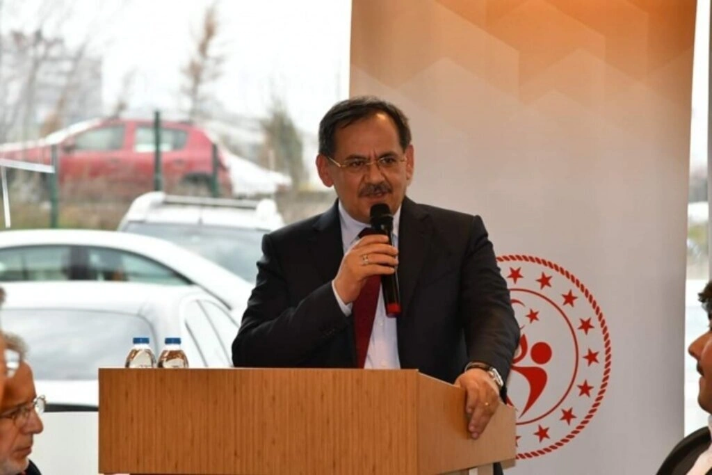 Ali Fuad Başgil Kitap Kahve Projesi Açıldı