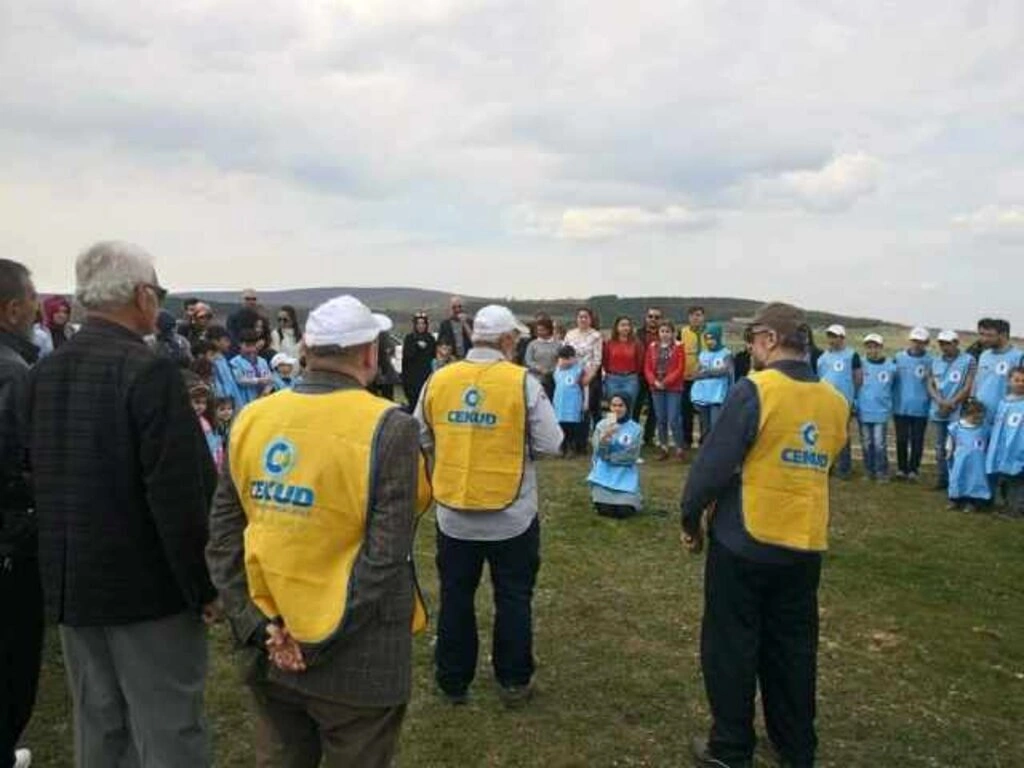 ÇEKUD'dan Samsun'a Yüzlerce Fidan