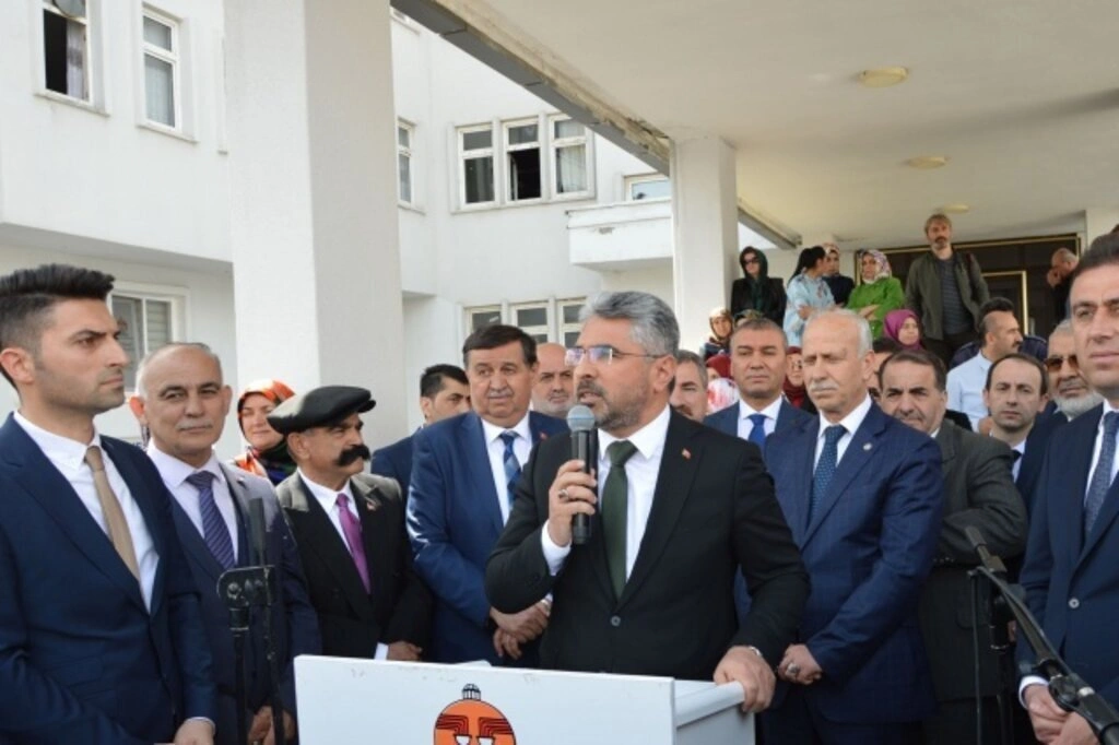 Havza Belediyesi'nde devir teslim töreni
