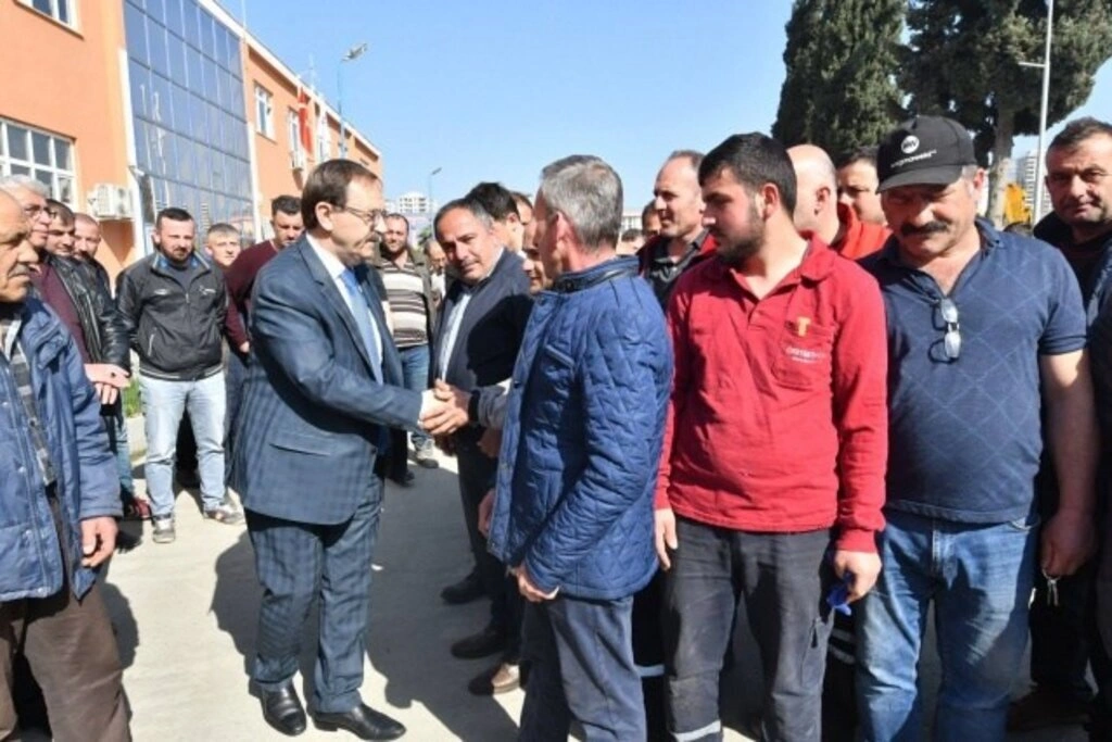 Başkan Zihni Şahin'den tüm personele veda