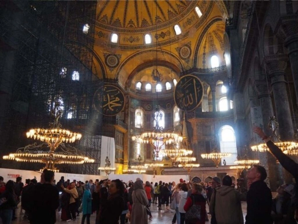Samsun Gençlik Topluluğu İstanbul’a gezi düzenlendi