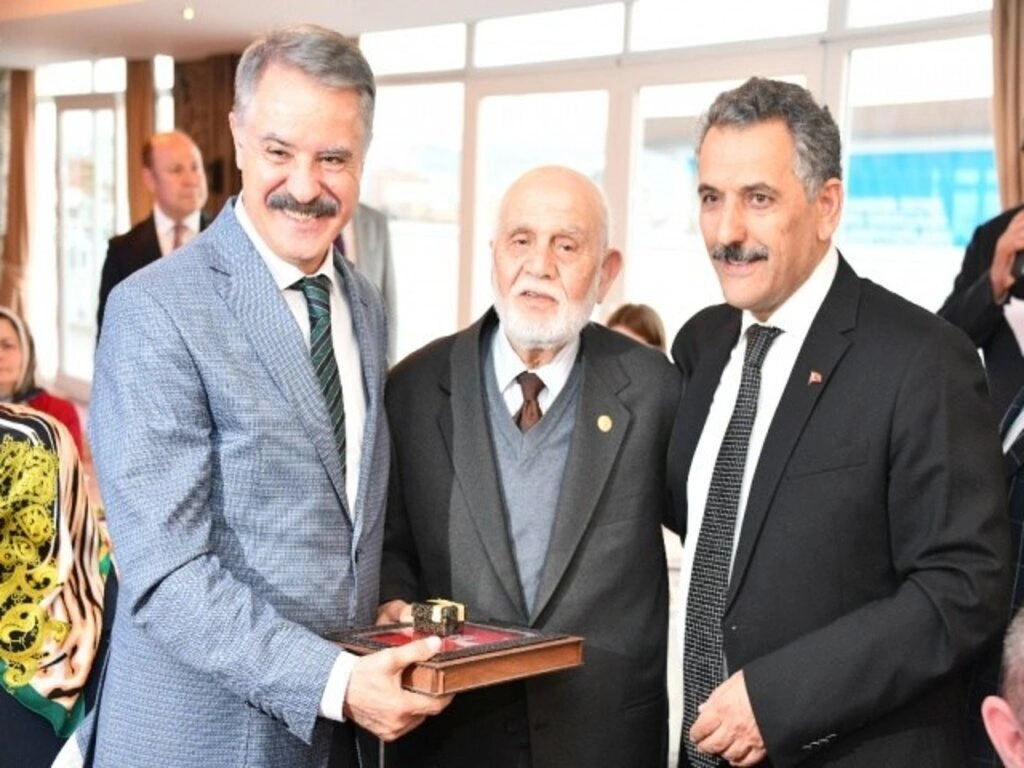 100 yıla tanıklık edenler Atatürk ve Milli Mücadele'yi anlattı