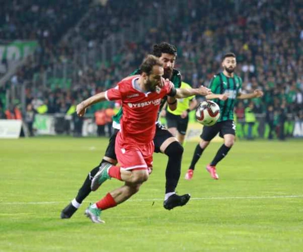 Sakaryaspor Samsunspor maç fotoğrafları