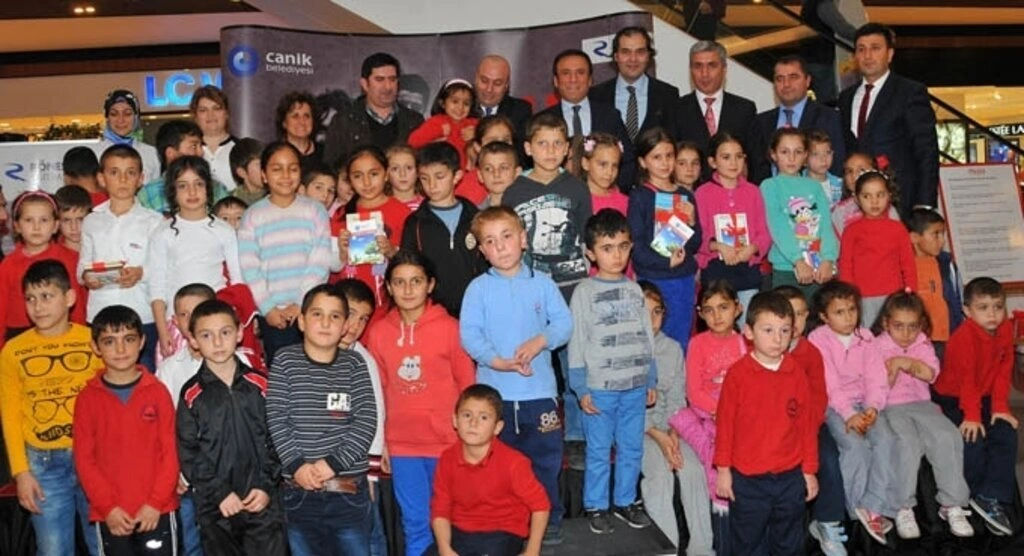 2015 Yılında 2015 Mutlu Çocuk Projesi