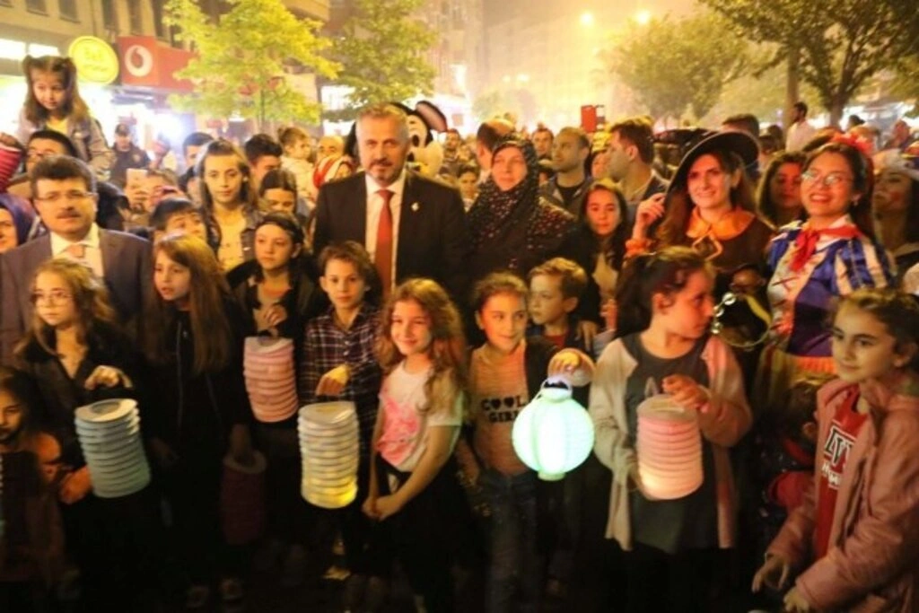 SELE SEPET TOP KANDİL COŞKUYLA KUTLANDI