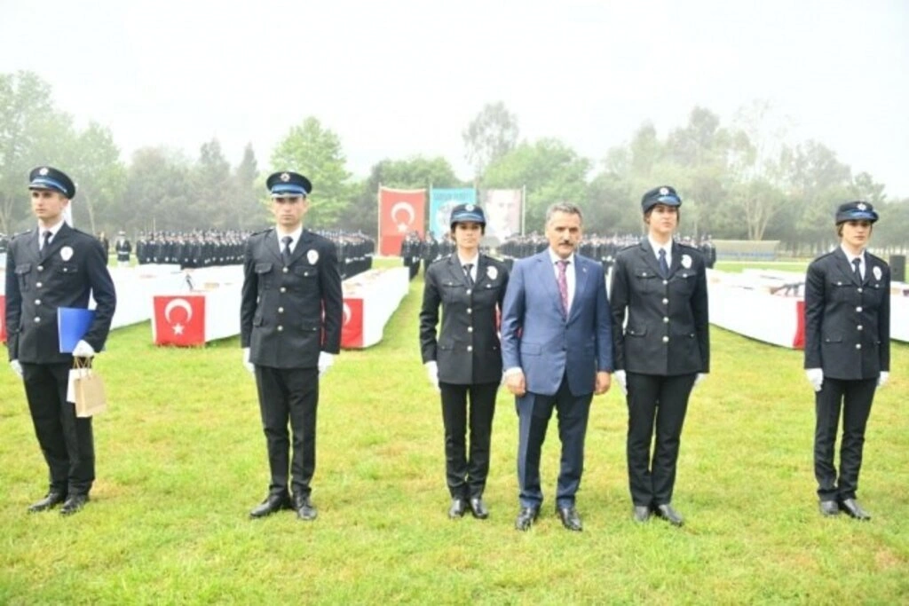 19 Mayıs Polis Meslek Yüksekokulu 17. Dönem'de 343 Genç Polis Mezun Etti