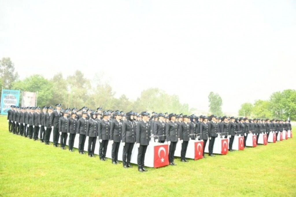 19 Mayıs Polis Meslek Yüksekokulu 17. Dönem'de 343 Genç Polis Mezun Etti