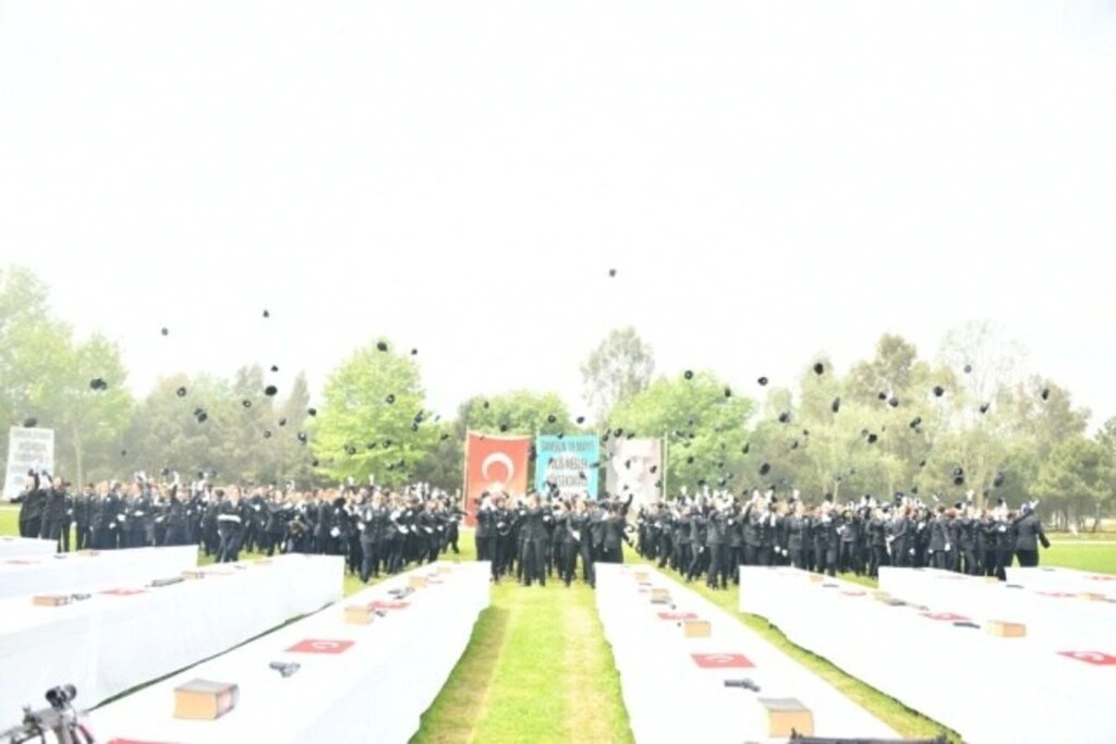 19 Mayıs Polis Meslek Yüksekokulu 17. Dönem'de 343 Genç Polis Mezun Etti