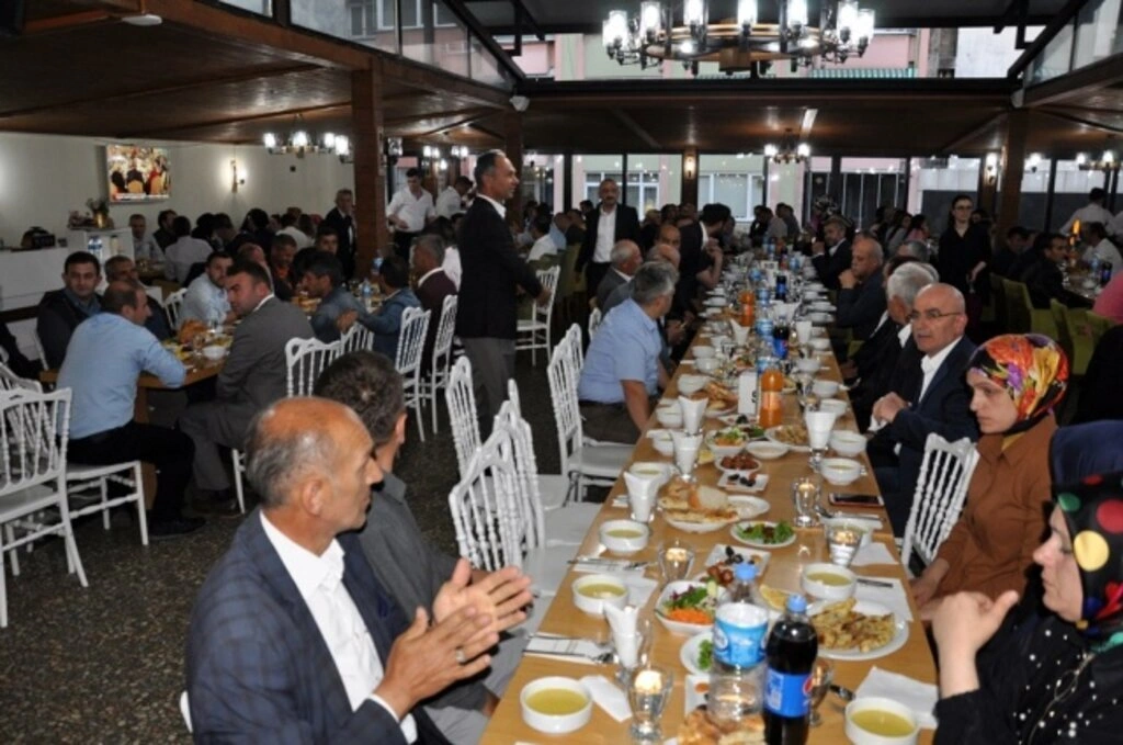 Terme belediye personeli iftarda buluştu