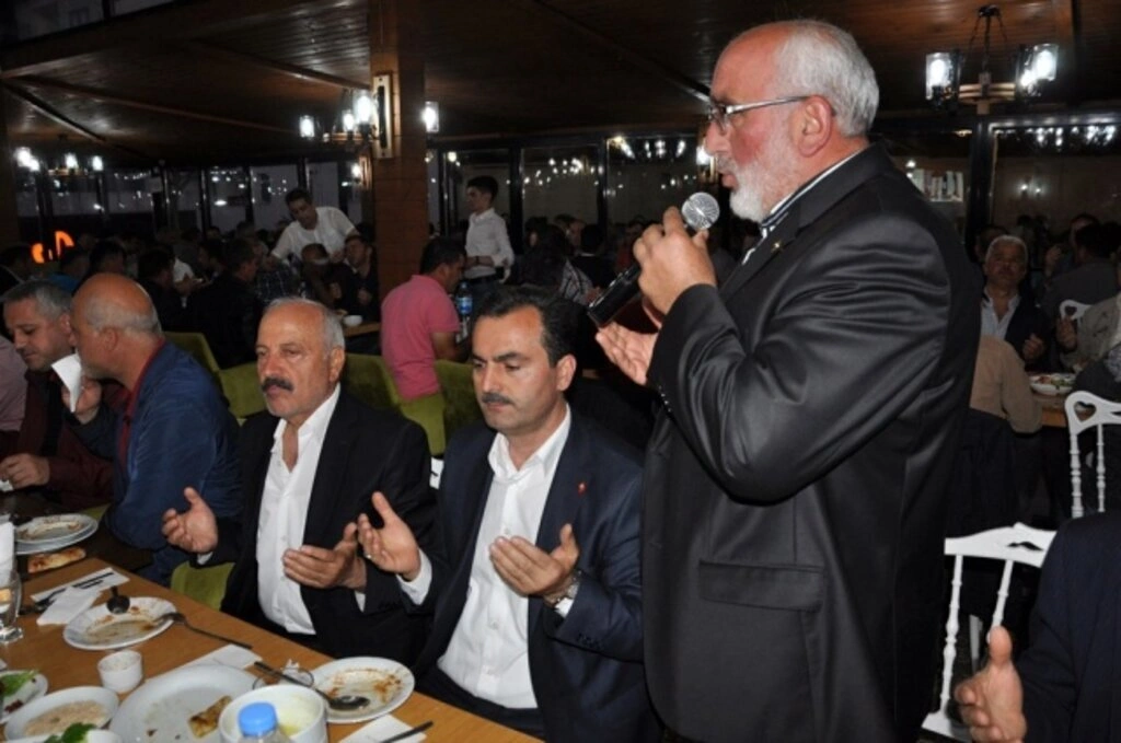 Terme belediye personeli iftarda buluştu
