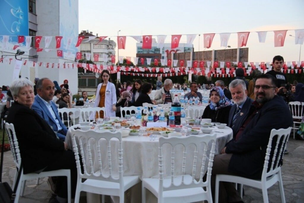 Kredi Yurtlar Kurumu Genel Müdürlüğü İftar Saati